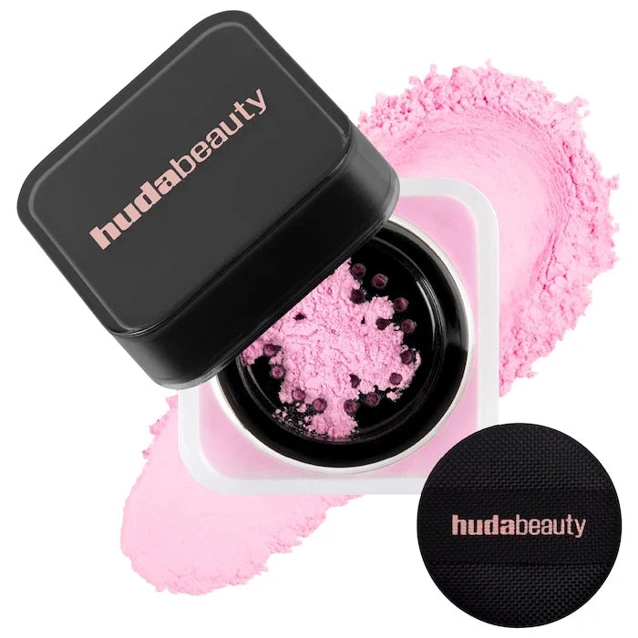 HUDA BEAUTY 
Mini Easy Bake Loose Baking & Setting Powder
