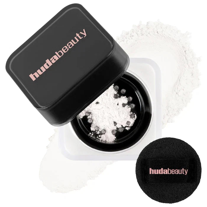 HUDA BEAUTY 
Mini Easy Bake Loose Baking & Setting Powder